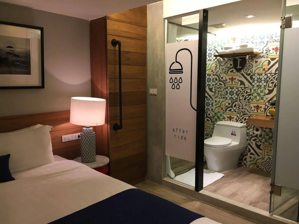 Nandha Hotel
