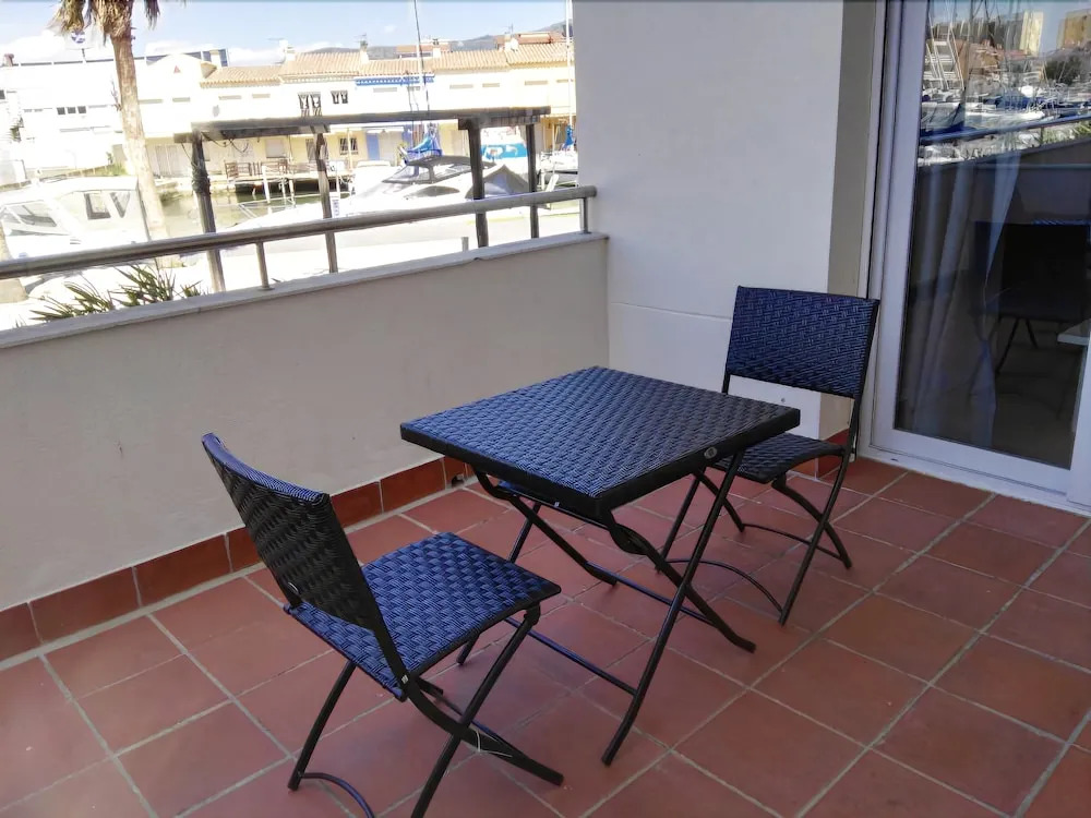 Vista Roses Mar - Apartamento con Piscina