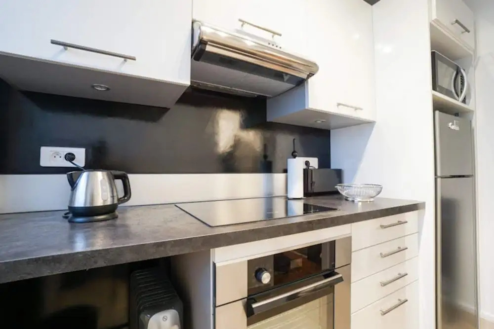 Charming Apartment Near Montparnasse
