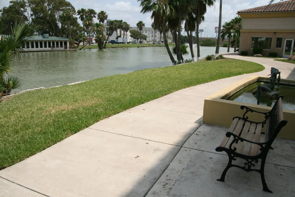 Holiday Inn Express Hotel and Suites Brownsville by IHG
