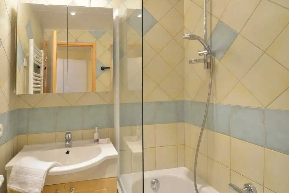 Belle Plagne Apartment on Slopes for 7 People of 40 mÂ² Cal609