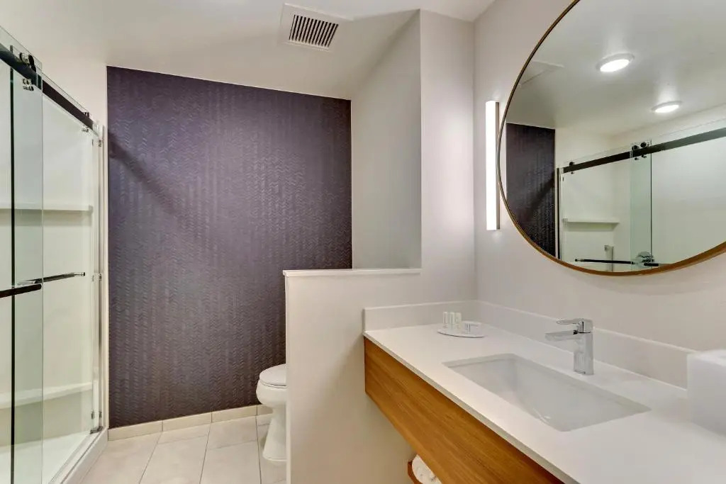 Fairfield Inn & Suites by Marriott Dallas Love Field
