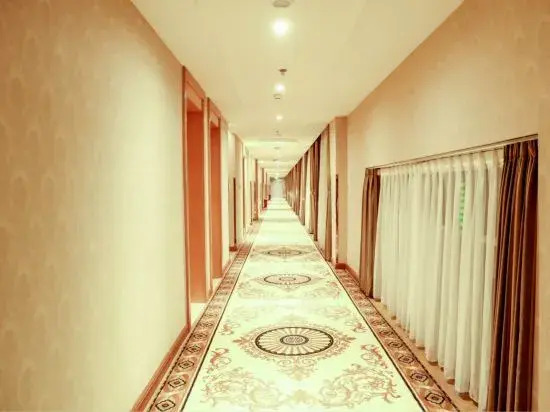 Viana Hotel (Qingdao Huangdao)