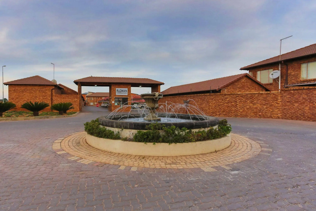 Rudman Townhouses - OR Tambo Airport