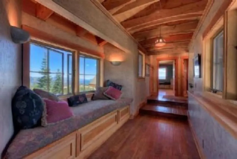 Glacier Luxury Lodge
