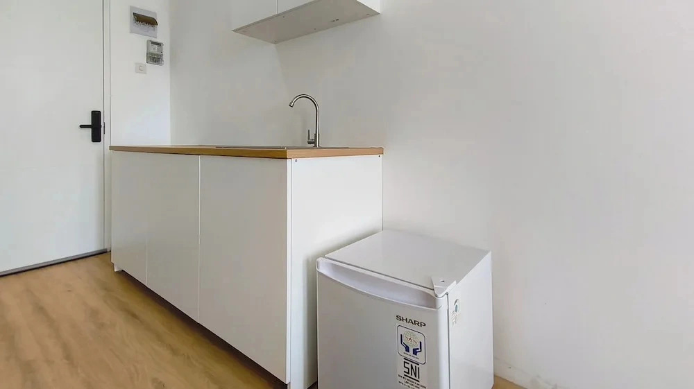 Studio Minimalist And Relaxing At Kyo Society Apartment
