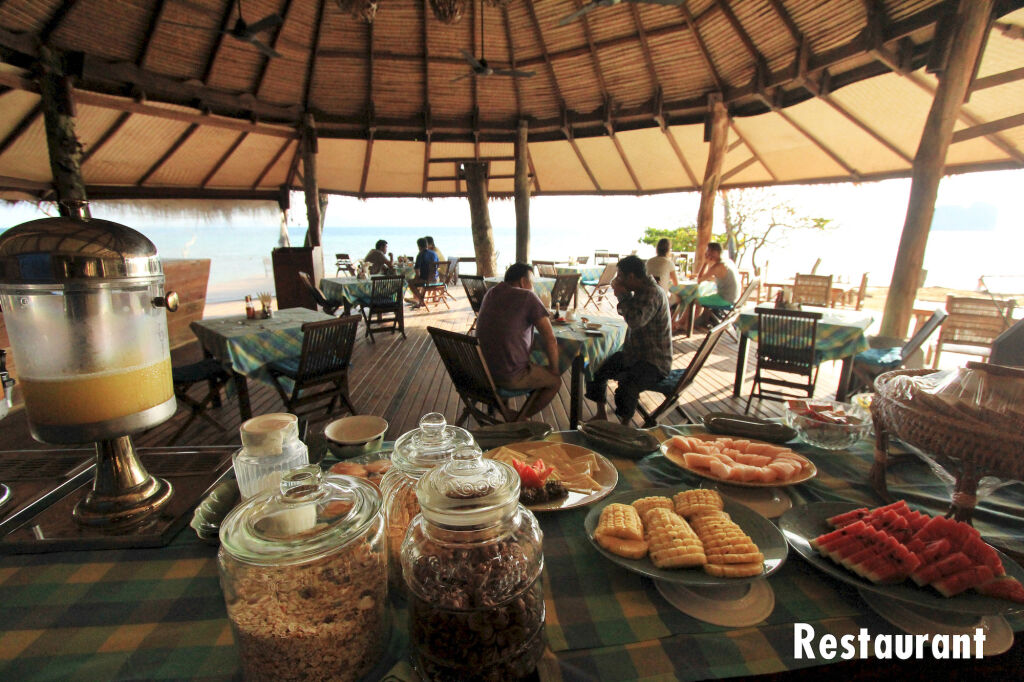 Thapwarin Resort - Green Hotel