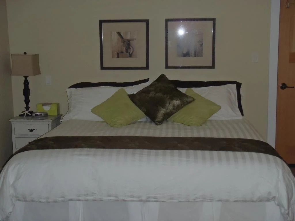 Selah Guest House