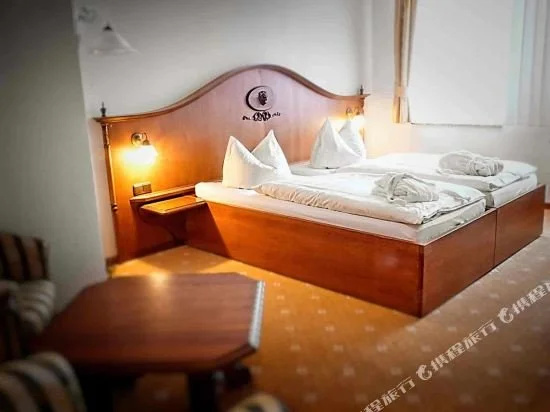 Hotel Goldner Loewe