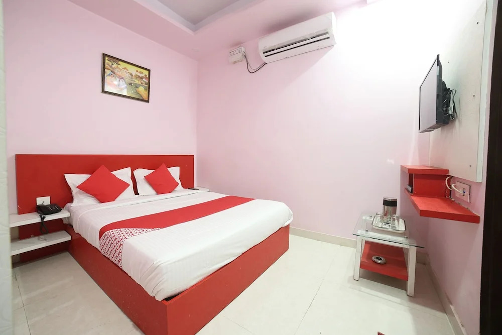 Oyo 24220 Hotel Jai Ambay International