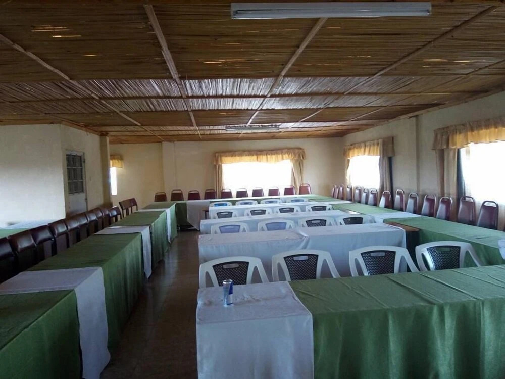 Racecourse Inn Hotel
