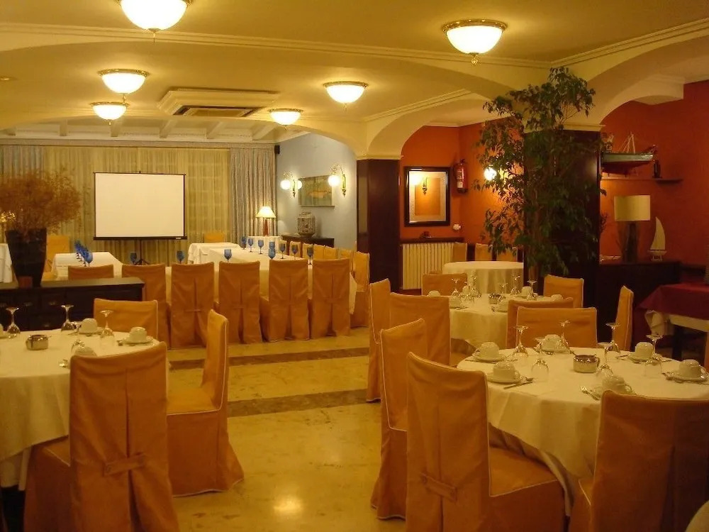 Hotel Restaurant Llansola