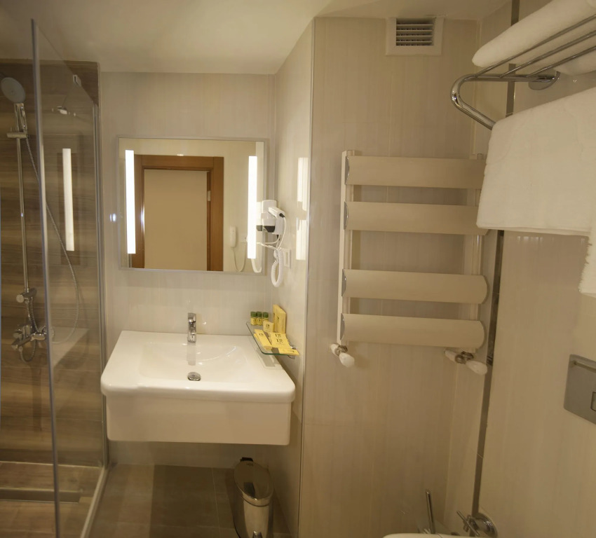 Yeni Bahar Otel