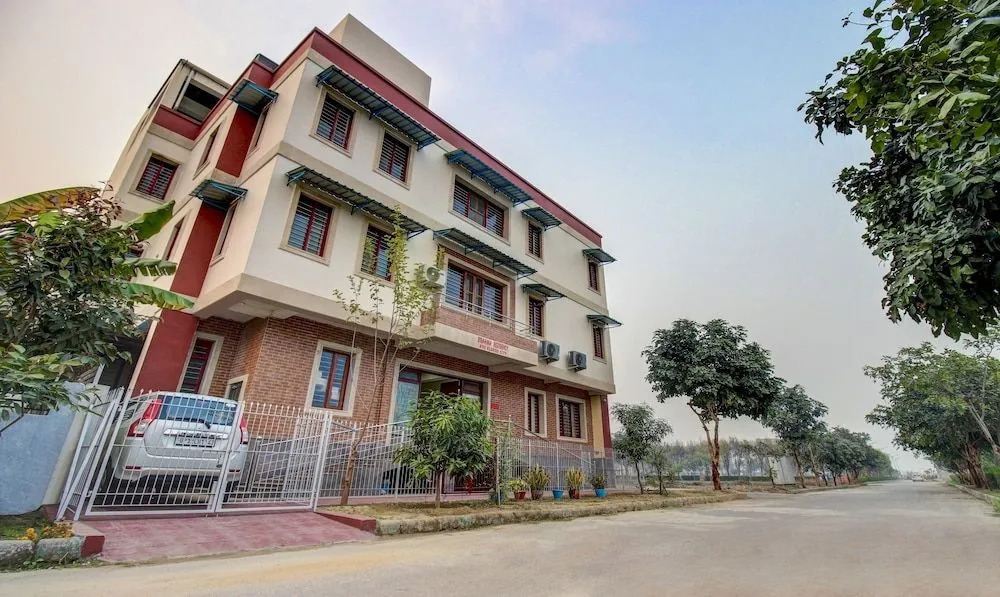 Treebo Trend Awadh Villa