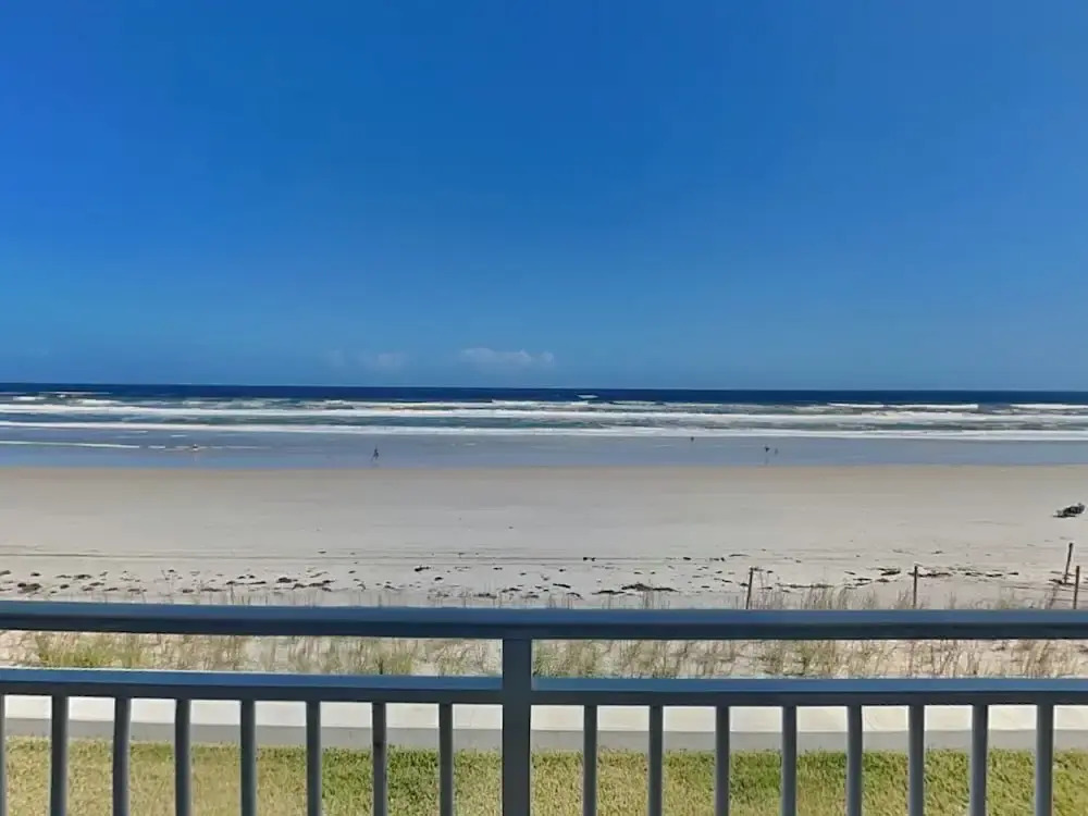Trade Winds 31 by Distinctive Beach Rentals