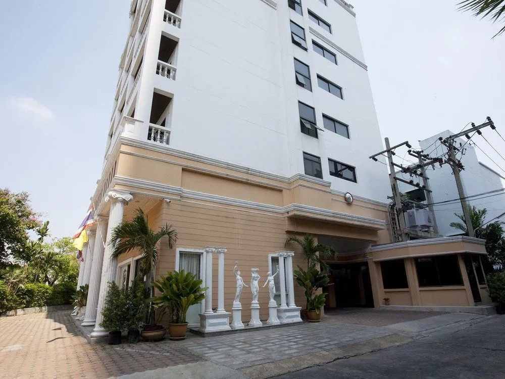 NIDA Rooms Phaholyothin 365 La Maison