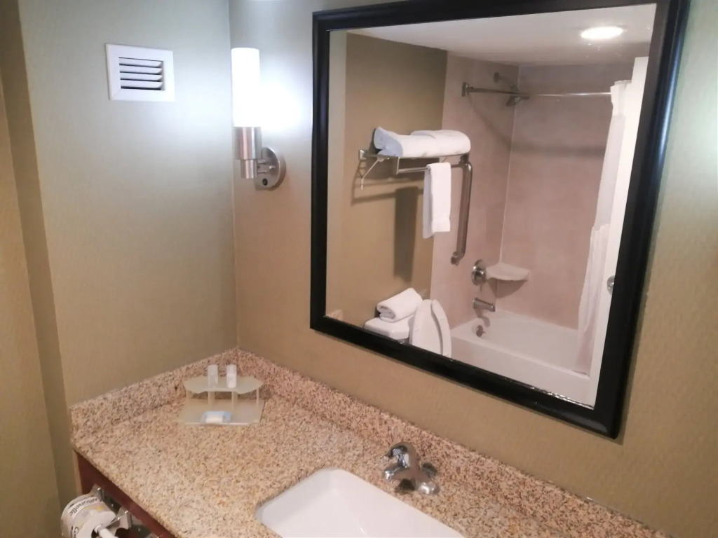 Holiday Inn Express & Suites Toluca Zona Aeropuerto by IHG