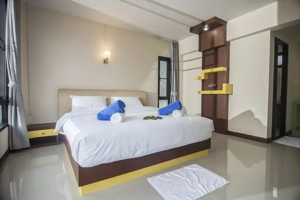 Phuphayot Resort