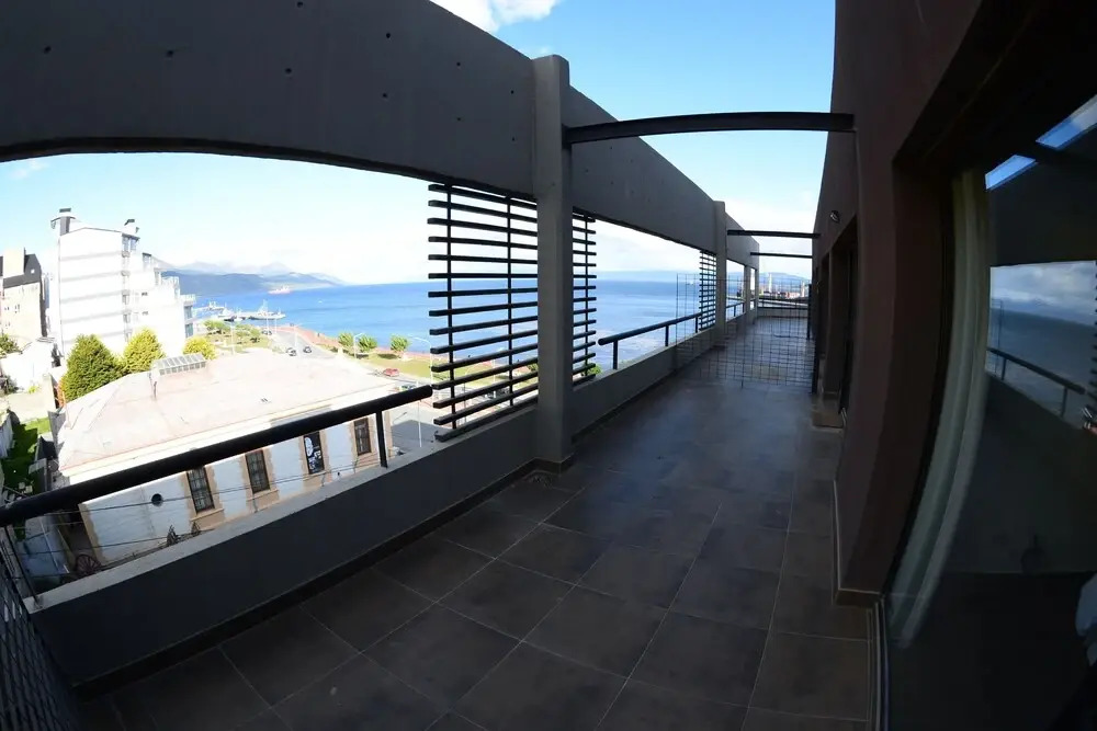 Ushuaia Flat I