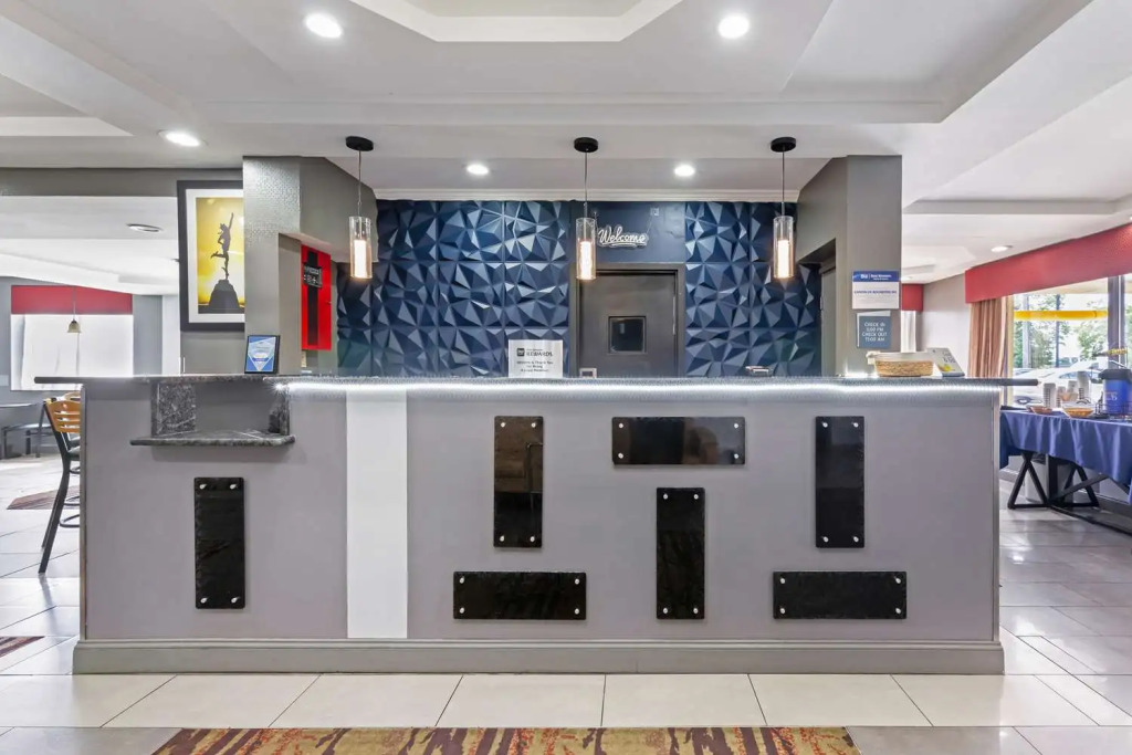 Best Western Inn at the Rochester Airport