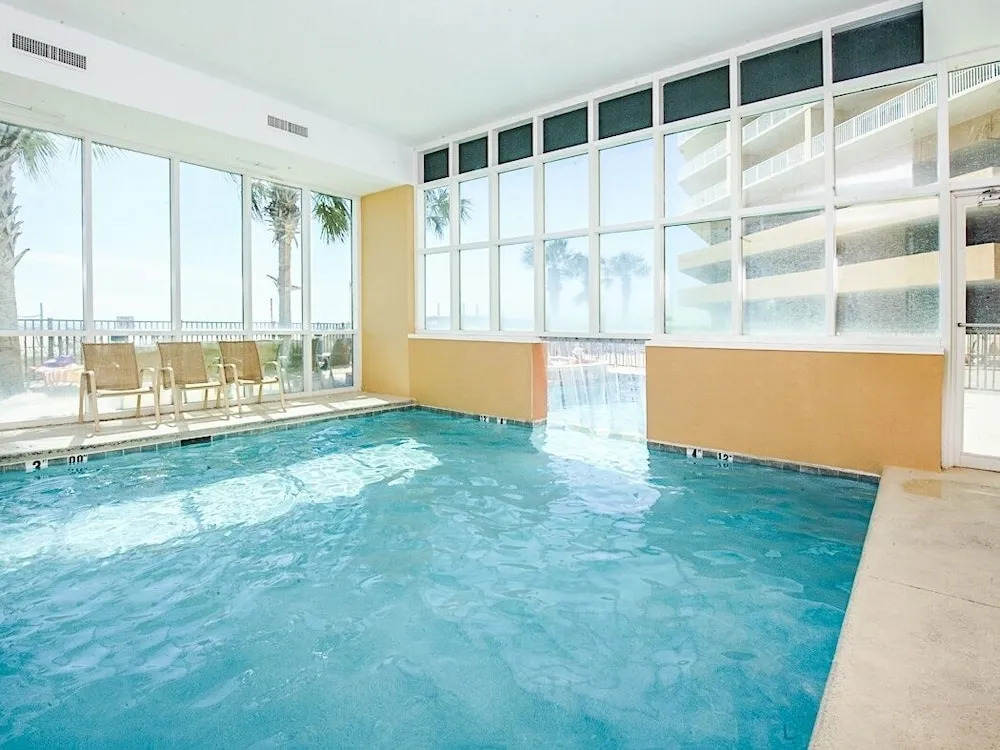Gulf-front Getaway: Pools, Hot Tub - Steps To Sand 2 Bedroom Condo