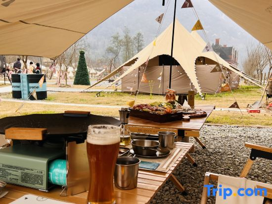 LUCIGOGO Luxi Valley White Deer Private Soup Tent Camp