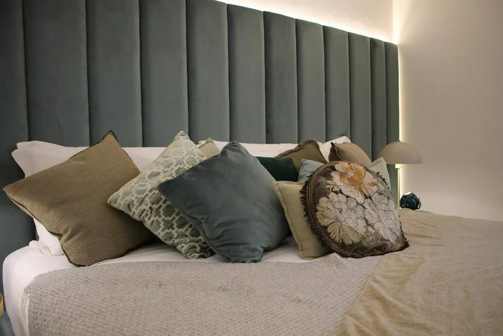 1940 Luxury Accommodations - Diamante Boutique Apartment