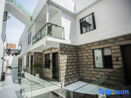 Manqisha Shadow Guesthouse