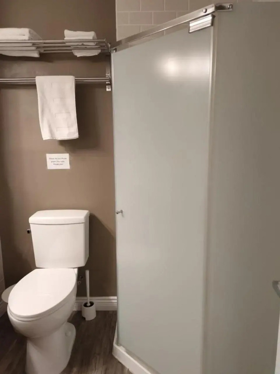 Semi Centre House