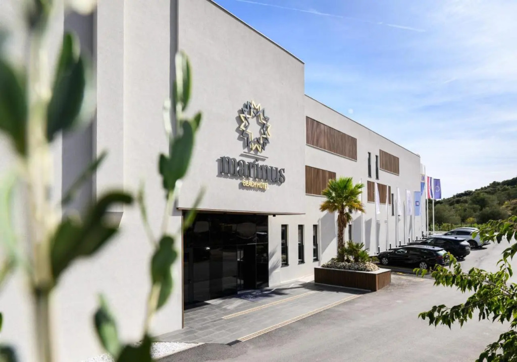 Marinus Beach Hotel