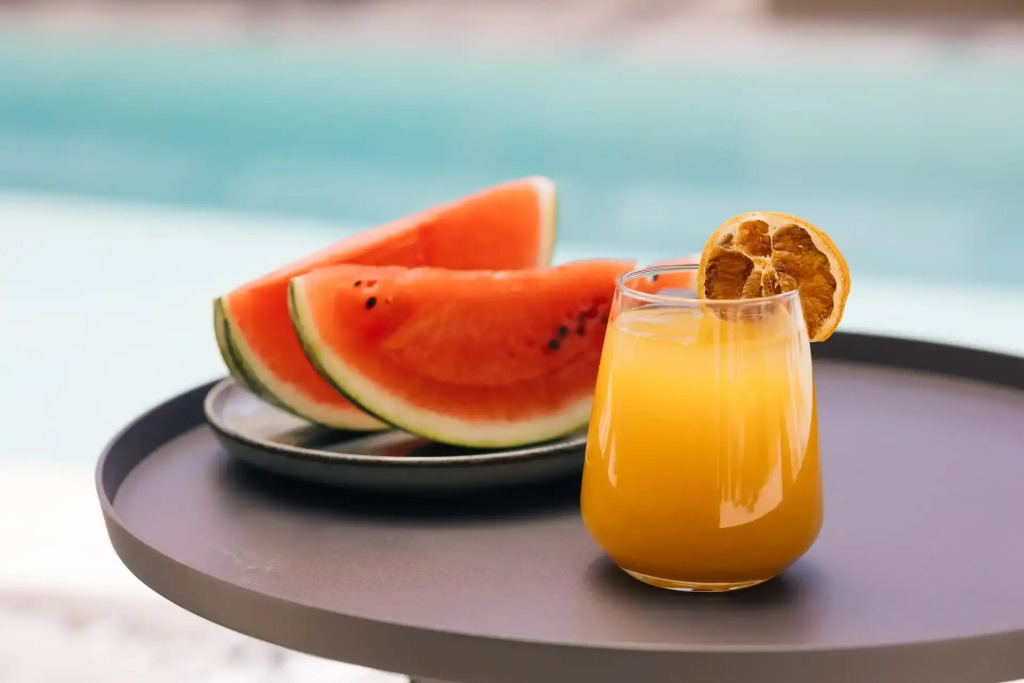 Mirthea Suites