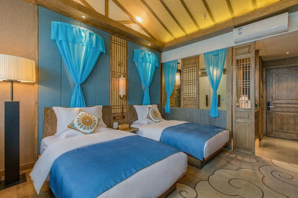 Floral Hotel Lijiang Qinyuan