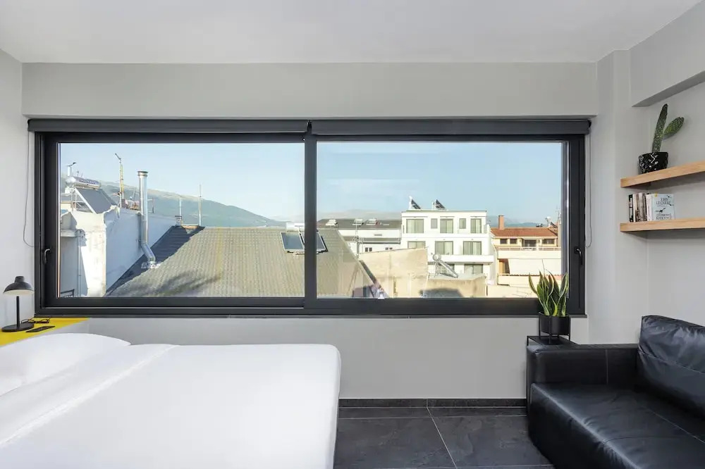THE URBANIST •inner city residences•