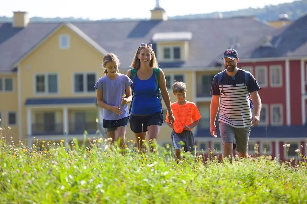 Twine Hill 4 Bedroom Home- Private Hot Tub 4 Bedrooms 2 Bathrooms Home