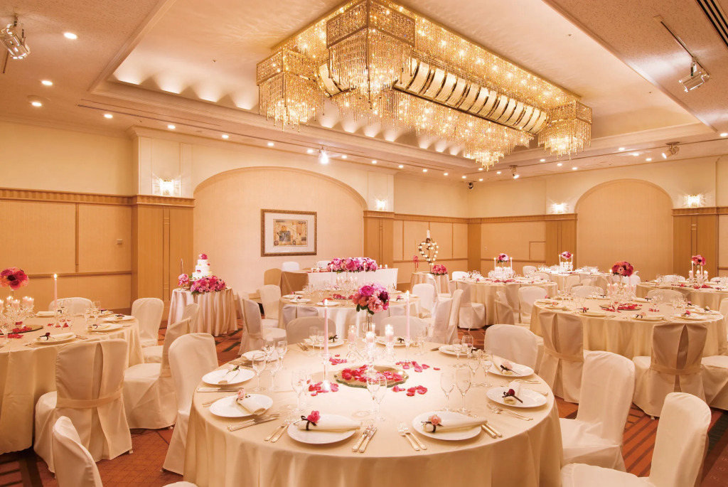 Отель The Crest Hotel Kashiwa