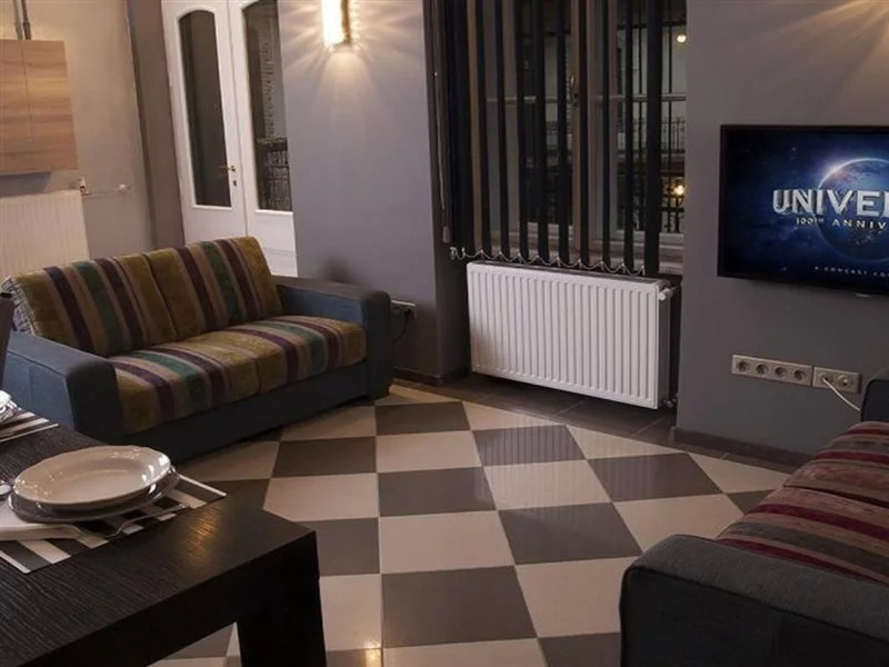 Osiris Apartments