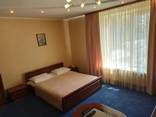 Hotel Status