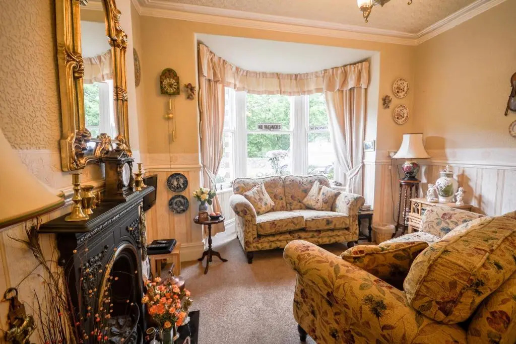 Gorphwysfa House B & B