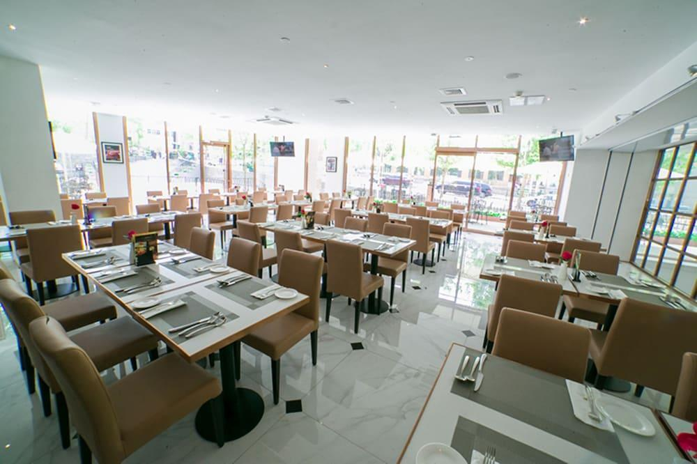 Bridal Tea House - Zhi Fu