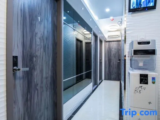 Sasa Inn (TST Metro C2)