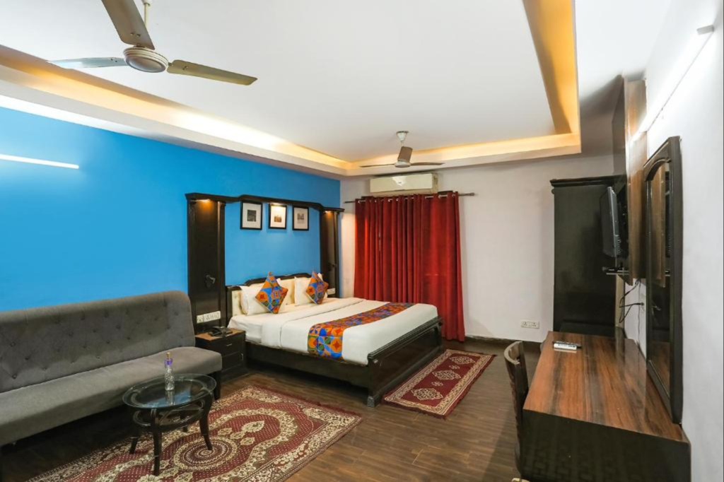 FabHotel Veetara