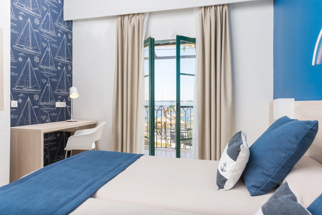 Отель Alcudiamar Marina Residence