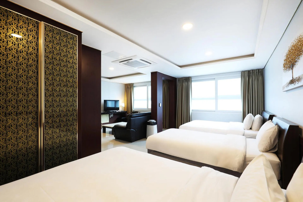 InterСity Seoul Hotel