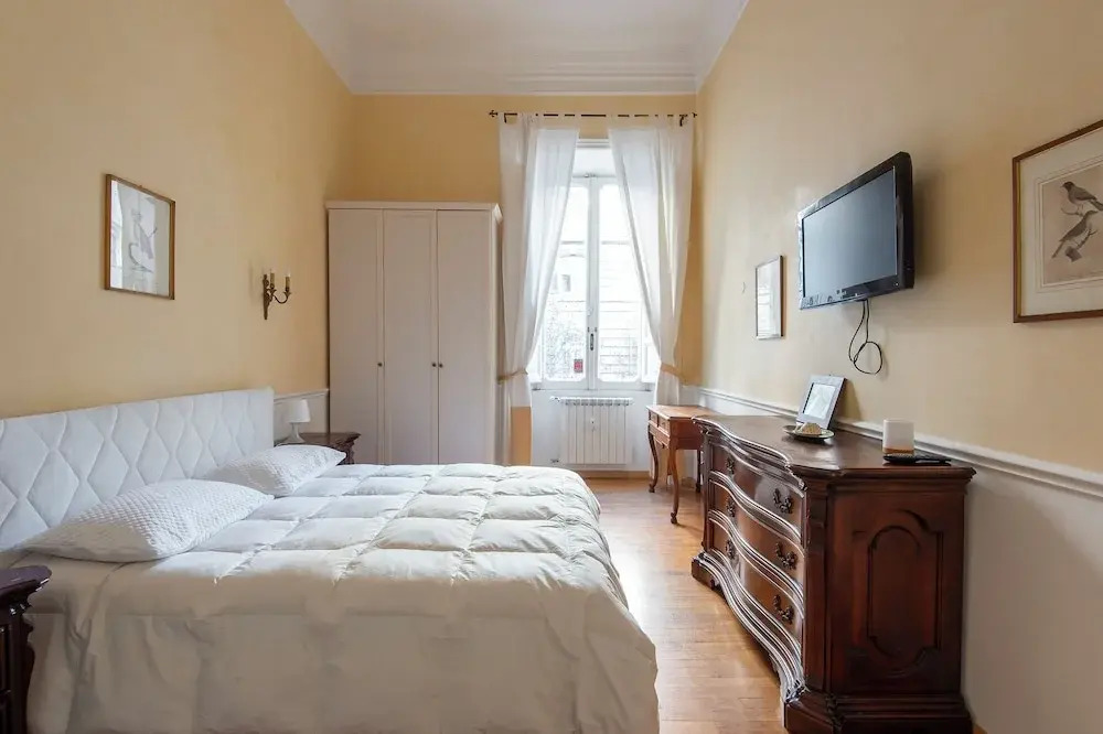Vatican Luxury Three Bedroom Apartment