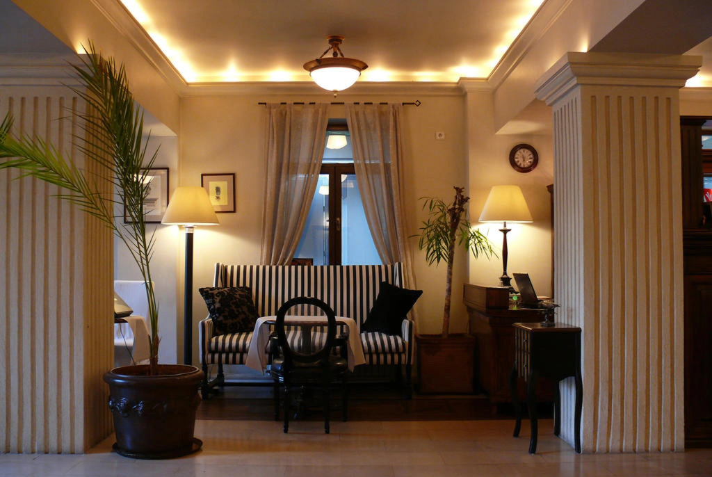 Arc de Triomphe Studios