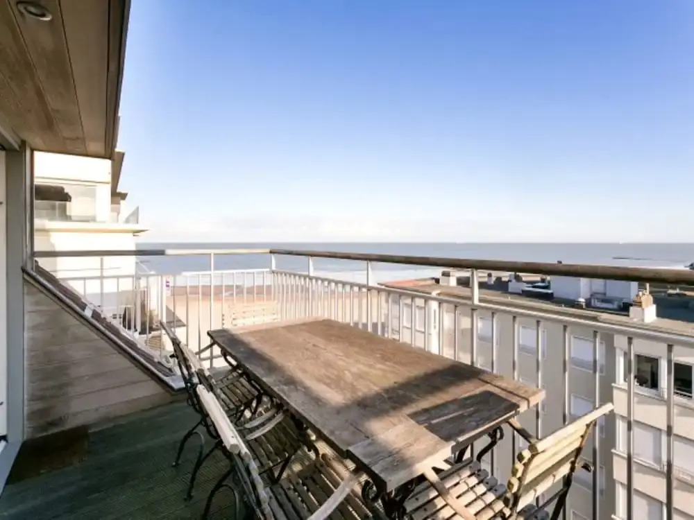 Duplex in Knokke-heist With Sea Views