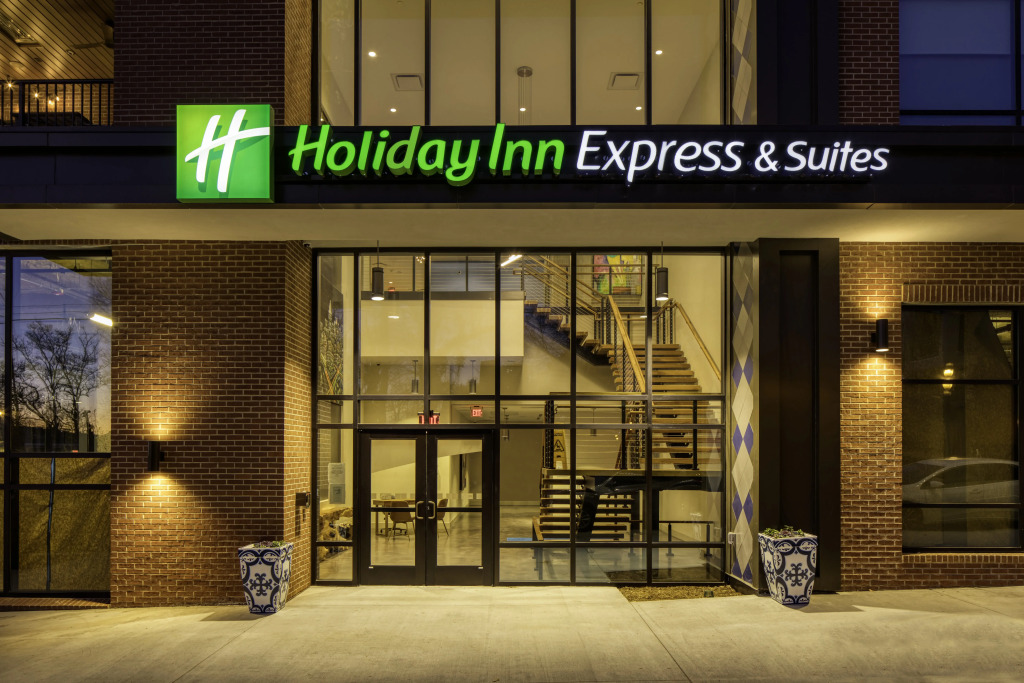 Holiday Inn Express & Suites - Charlotte - South End by IHG