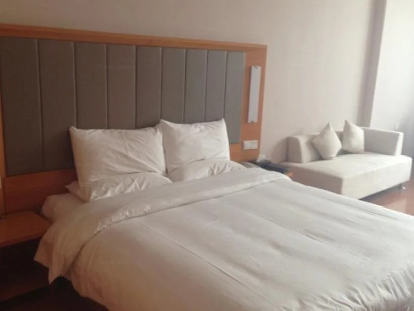 Ji Hotel (Hefei 1912 Bar Street)