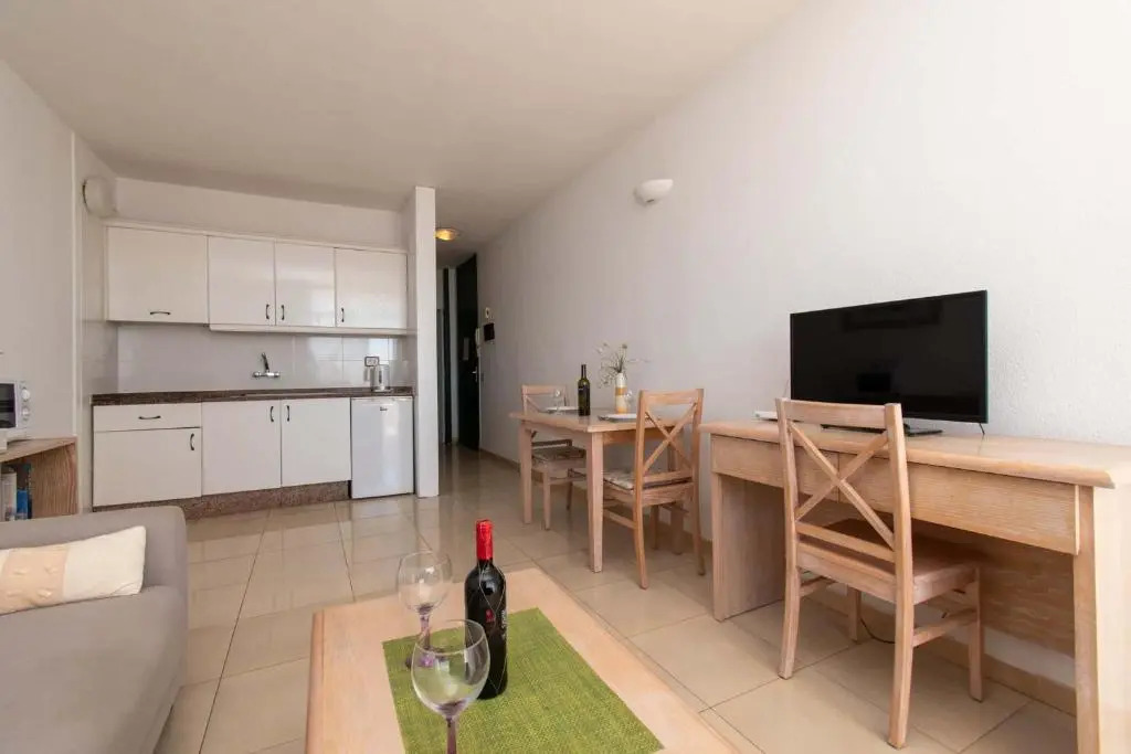 Azahara Playa 46 - One Bed