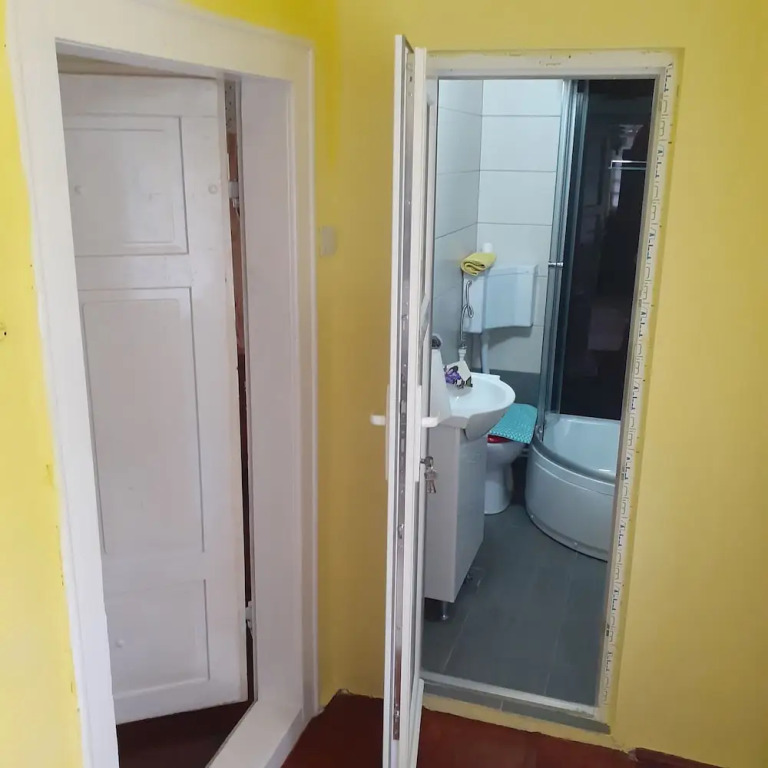 Room in Guest Room - Sejour Retreat For Family In Paradise